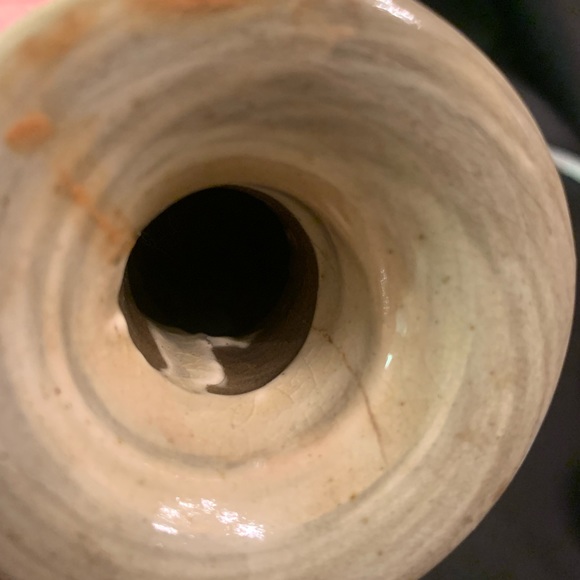 Vase - striking pottery vase - Picture 10 of 11